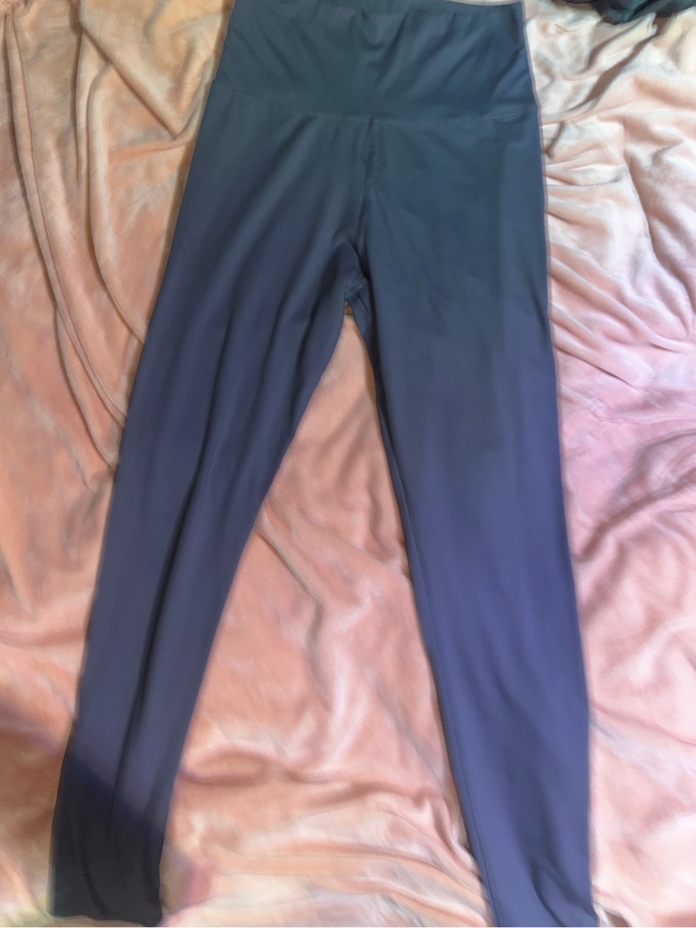 High-Waist Stretch Leggings in gray